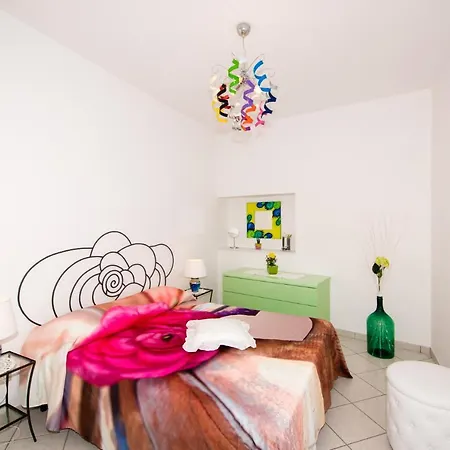 Сasa de vacaciones Laura Amazing Breakfast,private Outdoor Hot Tub, Experience