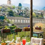 Casa vacanze Laura Amazing Breakfast,private Outdoor Hot Tub, Experience