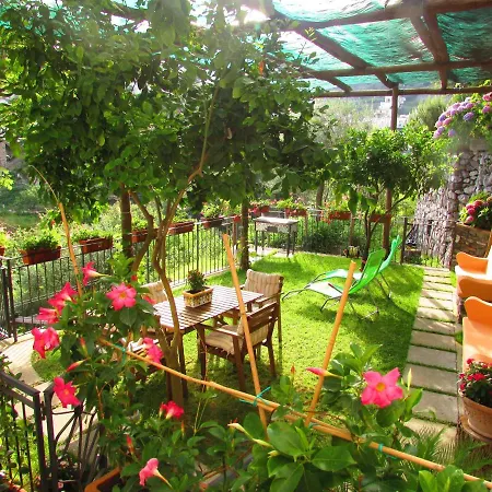 Ferienhaus Laura Amazing Breakfast,private Outdoor Hot Tub, Experience Positano