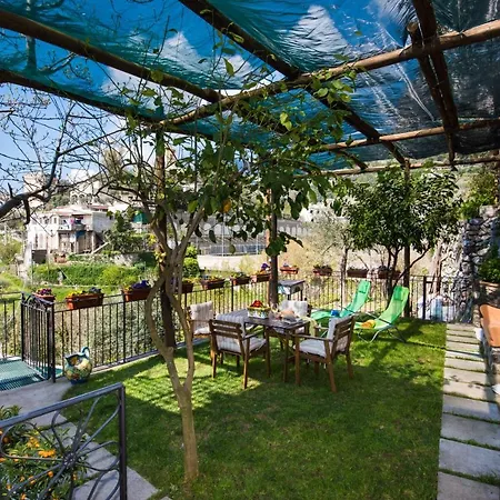 Laura Amazing Breakfast,private Outdoor Hot Tub, Experience פוזיטנו