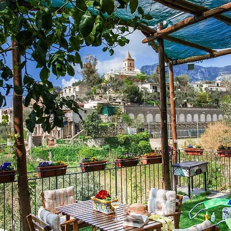 Laura Amazing Breakfast, Experience Positano