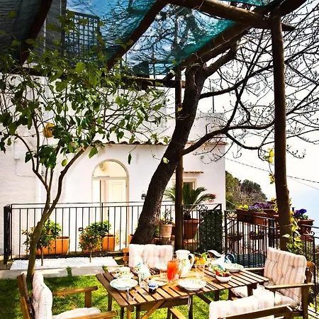 Casa vacanze Laura Amazing Breakfast, Experience