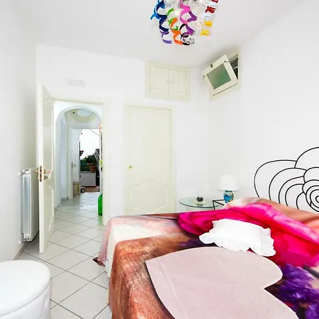 Laura Amazing Breakfast,private Outdoor Hot Tub, Experience