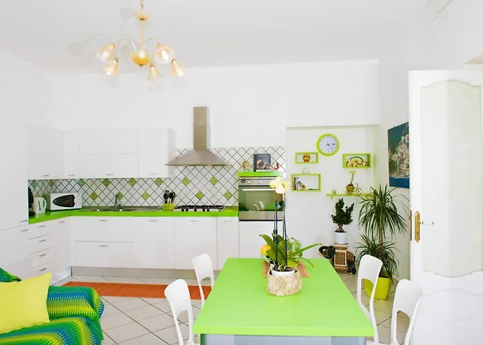 Semesterbostad Laura Amazing Breakfast,private Outdoor Hot Tub, Experience *