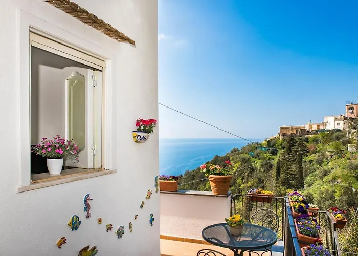 Laura Amazing Breakfast,private Outdoor Hot Tub, Experience Positano